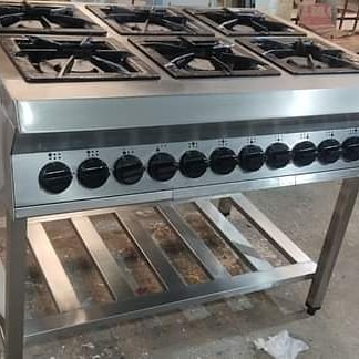 Fogão A Gás Para Cozinhas Industriais