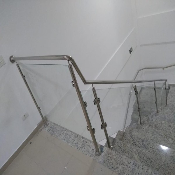Corrimão E Guarda Corpo