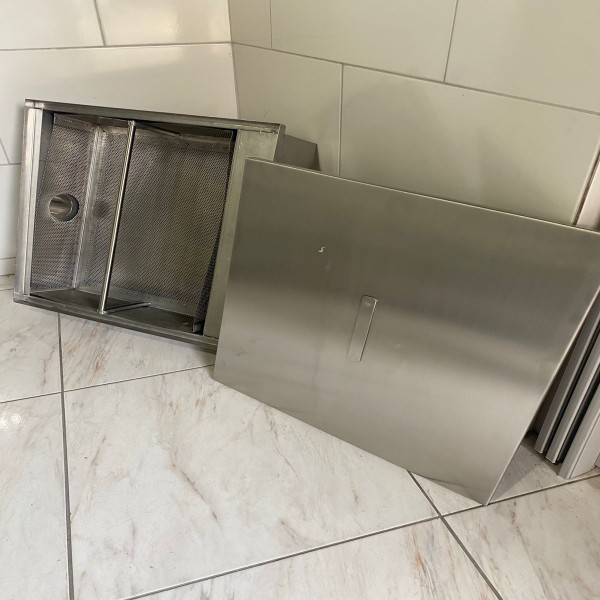 Caixa De Gordura Inox Com Cesto
